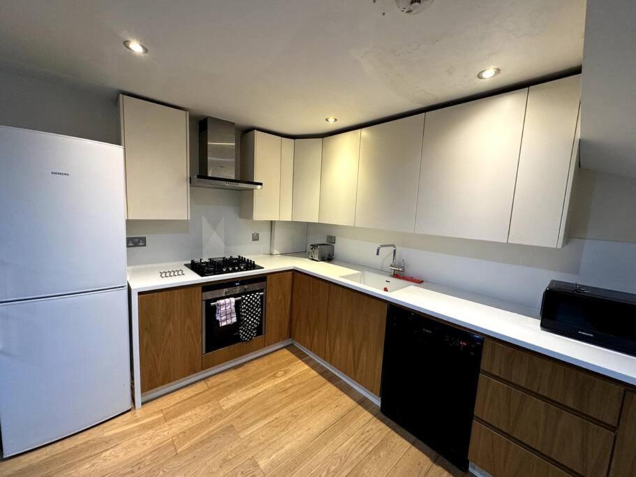 Paddington Station 2 Bedroom House Appartamento *