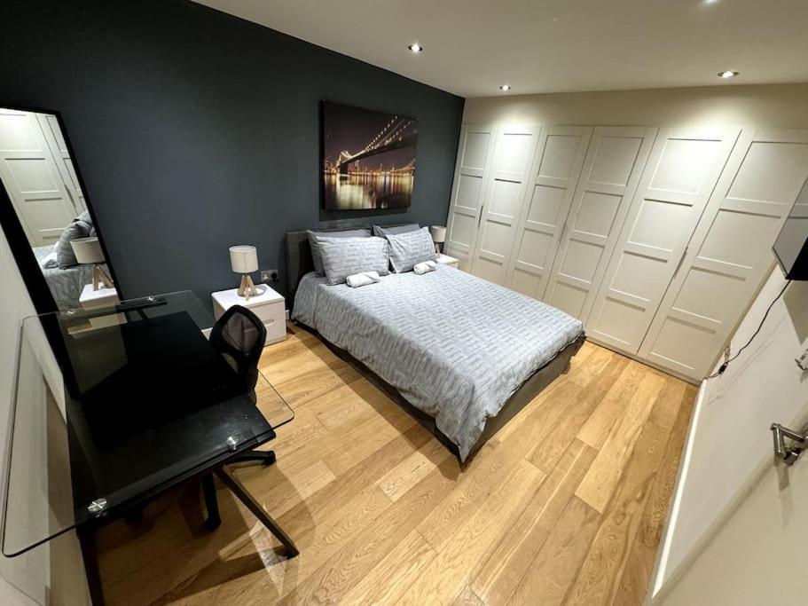 Appartamento Paddington Station 2 Bedroom House Londra
